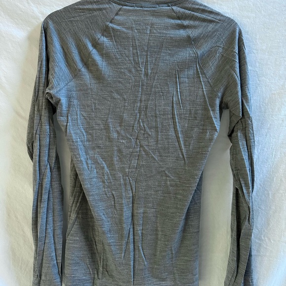 Smartwool Merino 150 Gray Top - Picture 3 of 4